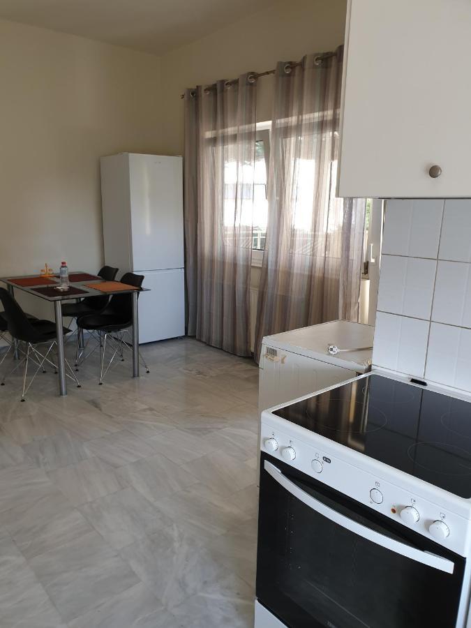 Maria'S Sharing Apartment Heraklion Exteriör bild